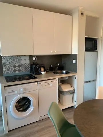 Raphael, Cap Esterel Le Hameau. Vue 아파트