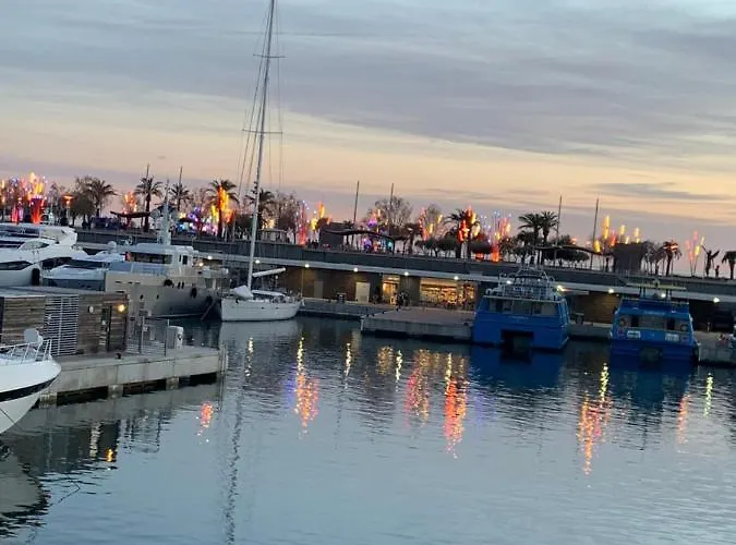 아파트 Raphael, Cap Esterel Le Hameau. Vue *